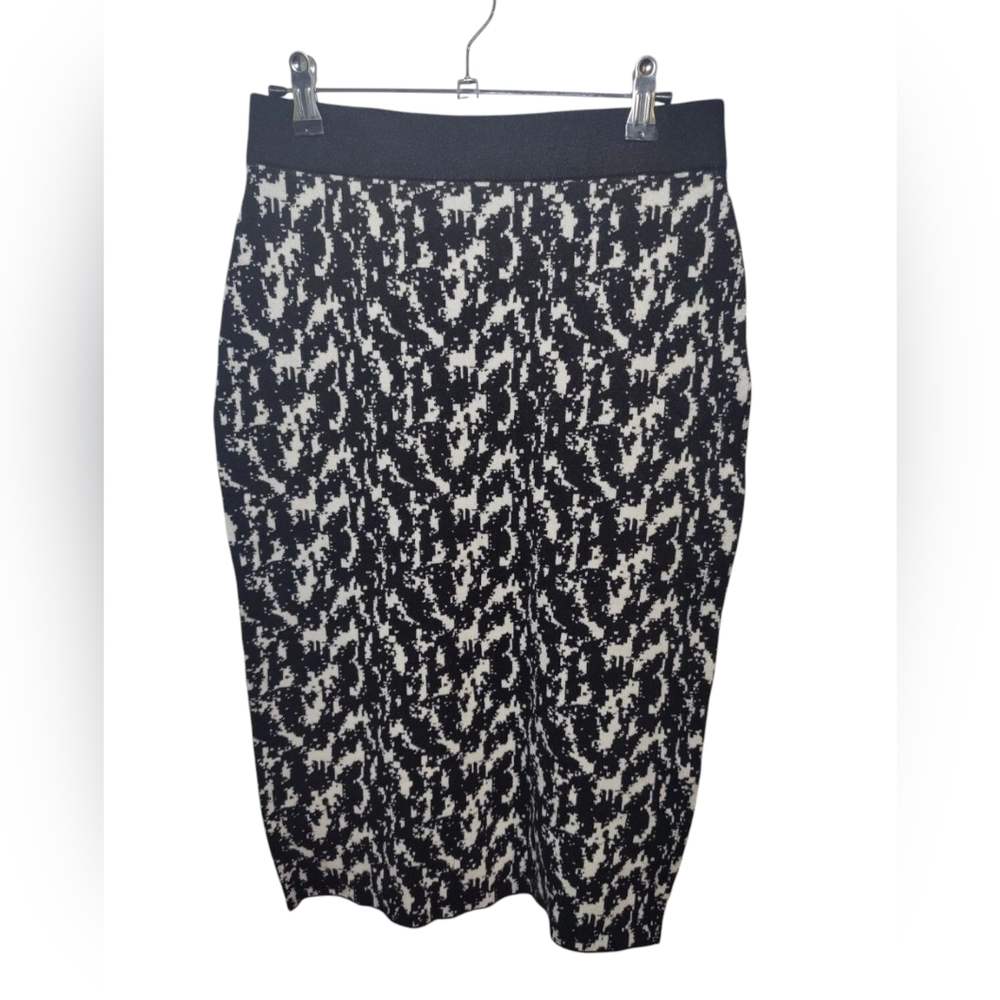 Philosophy Black White Abstract Knit Sweater Pencil Skirt S NWOT (27W)